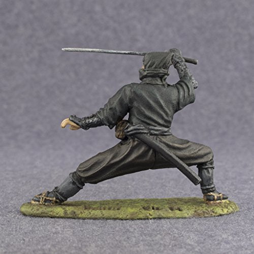 Grappling Hook Ninja Statue - Plastic Martial Arts Figure - Resin Ninja  Figurine