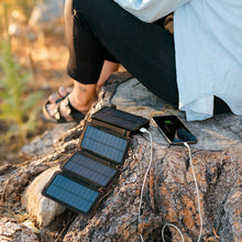 QuadraPro 5.5W Solar 4-Panel Portable Wireless Cell Phone Charger