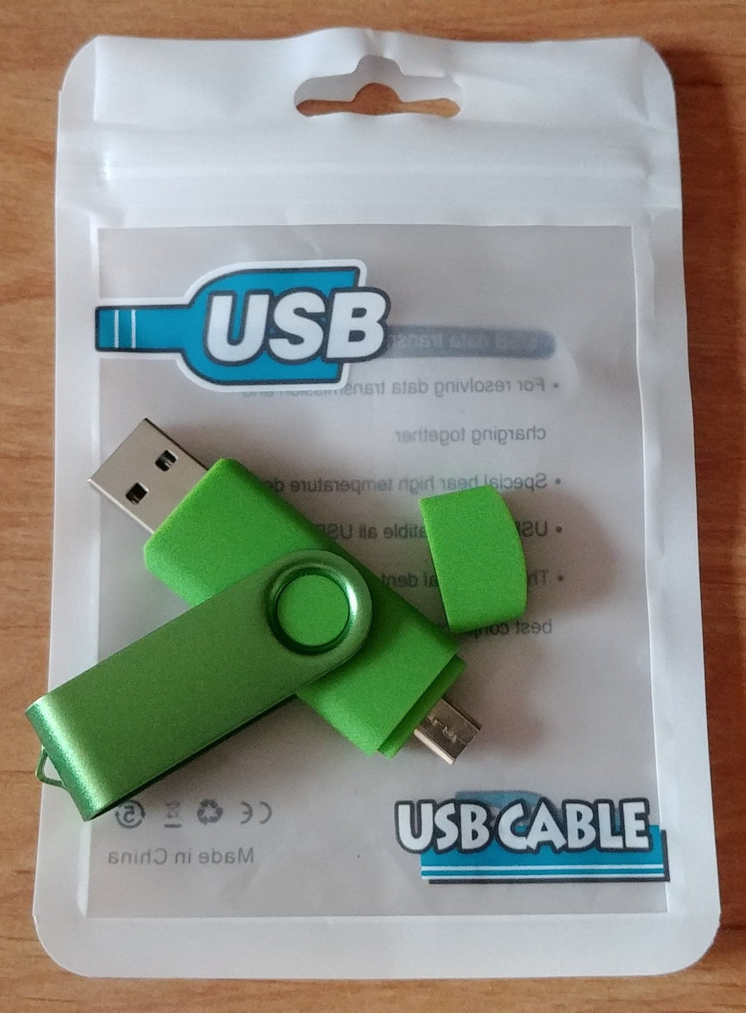 USB drives - 16 GB/32 GB