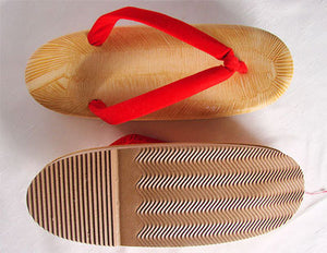 Textured Vinyl Sandals, Zori (Red, S)